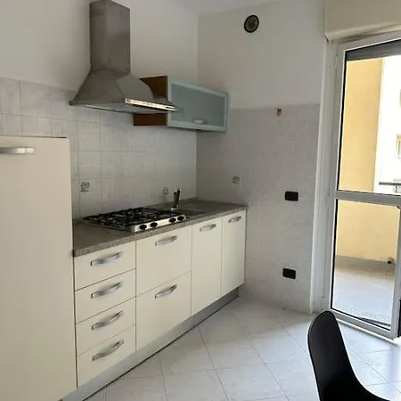 Cozy With Terrace Apartment Castellanza