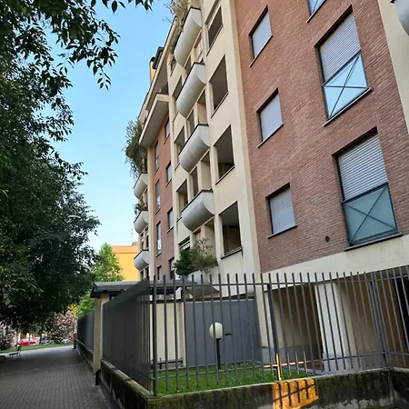 Cozy With Terrace Apartment